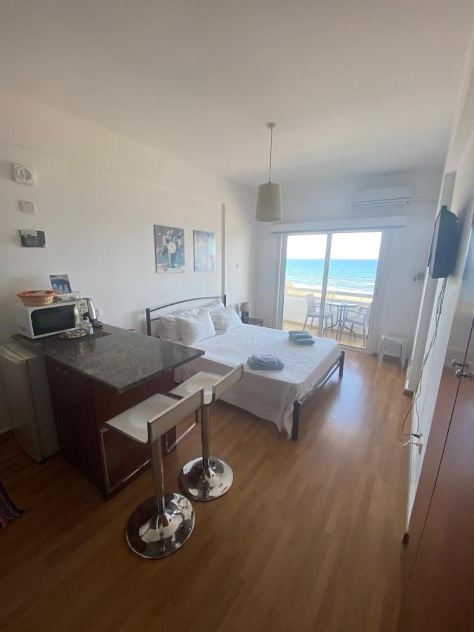 Alex Beach Apartment 33 Λάρνακα Εξωτερικό φωτογραφία