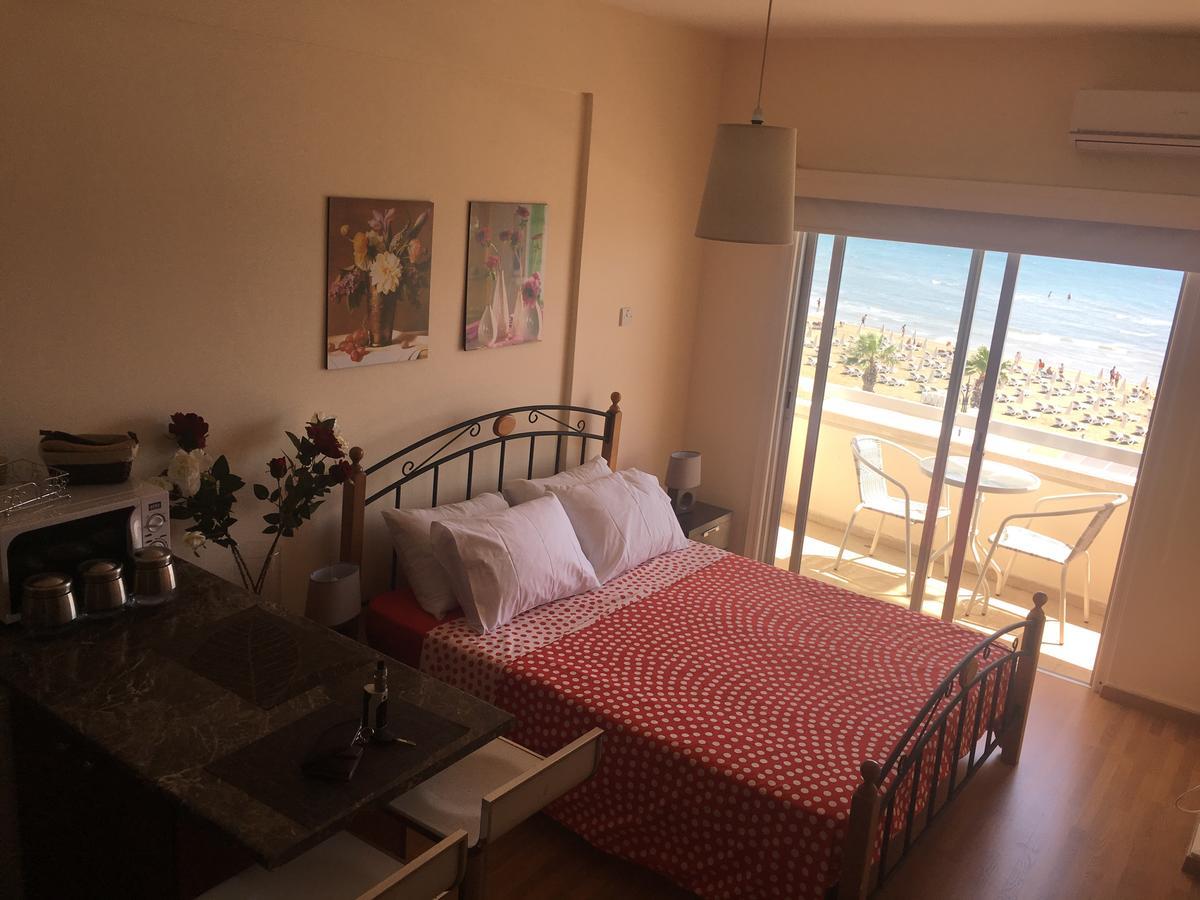 Alex Beach Apartment 33 Λάρνακα Εξωτερικό φωτογραφία